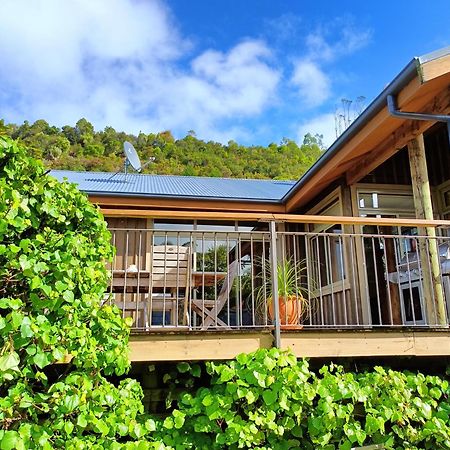 Riverstone Retreat Karamea 部屋 写真